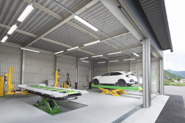 自動車整備工場01