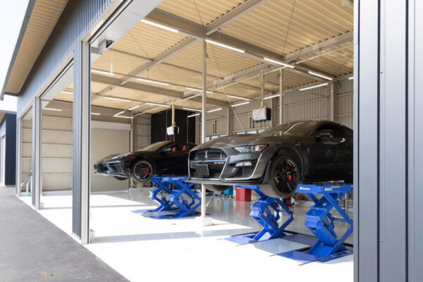 自動車整備工場03
